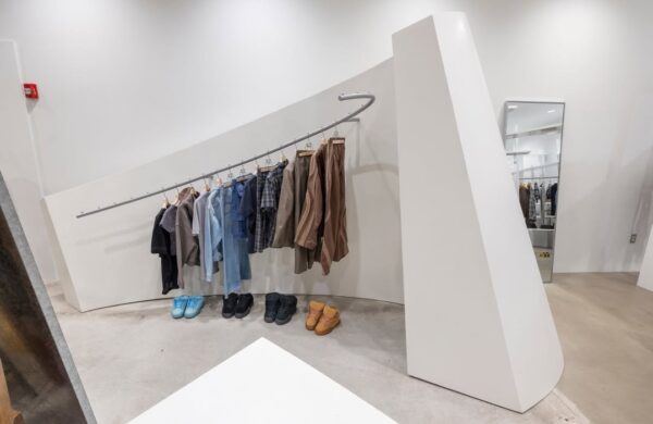 Intérieur Dover Street Market magasin sneakers à New-York