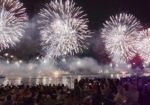 Feu d'artifice depuis l'héliport de New York