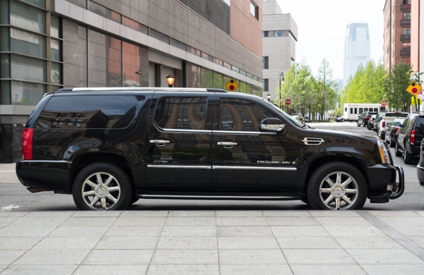 Navette privée SUV pour un transfert entre l'aéroport de New York et Manhattan, Brooklyn ou Queens