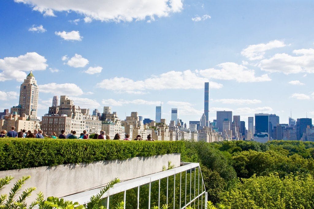 Rooftop avec vue sur Manhattan à New York.