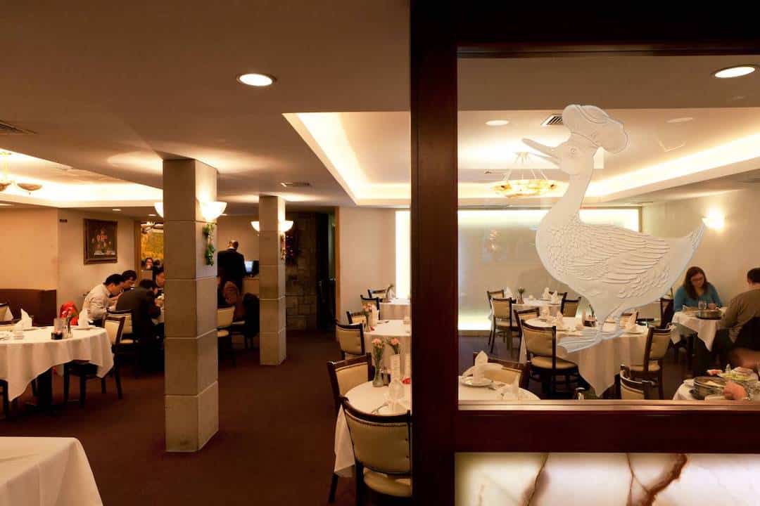 Intérieur du restaurant Peking Duck House à New York