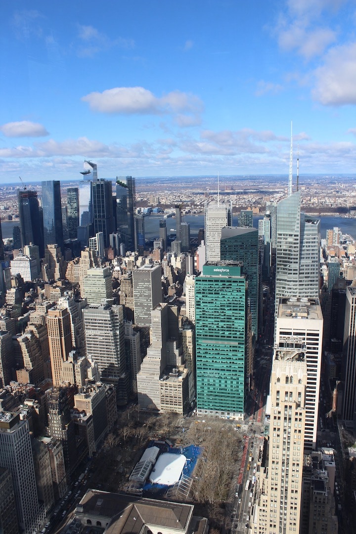 Vue de The Edge et Bryant Park depuis the Summit