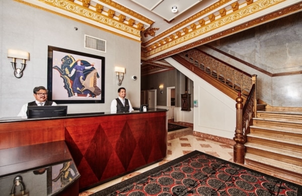 Hall d'accueil de l'appart-hôtel Radio City Apartements à New York